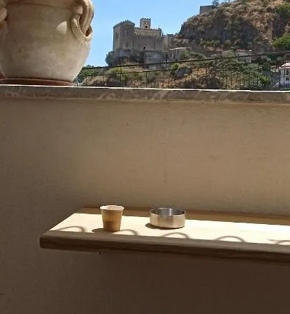 Loft S. Antonio Διαμέρισμα *