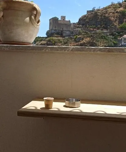 Loft S. Antonio Apartmán *